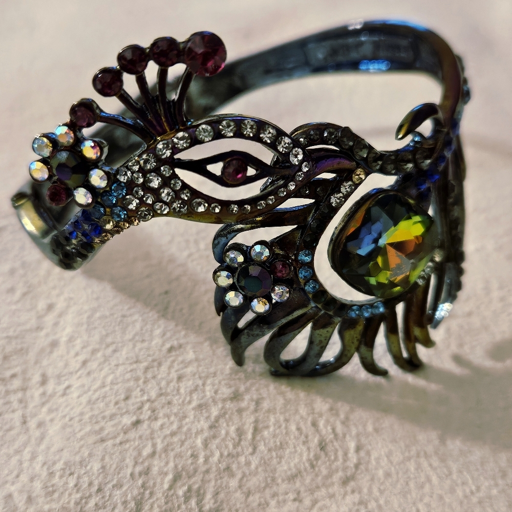 Betsey Johnson Peacock Bird OilSlick Critter Hinged Bangle Bracelet.